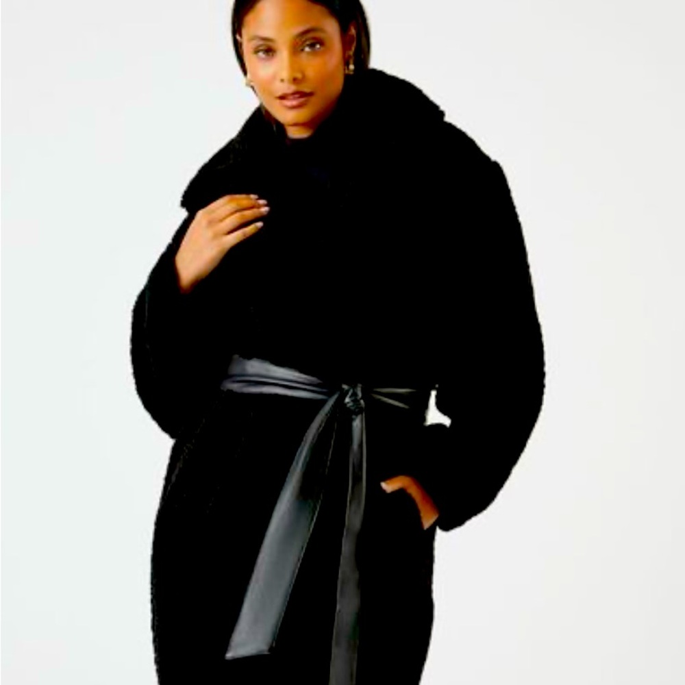 NWT Forever21 Faux Shearling Belted Teddy Coat